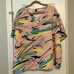 SHEIN pink v-neck size 4x